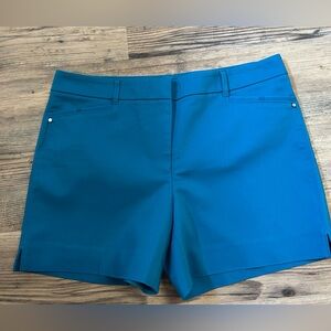 White House Black Market The 5in Short Teal Women's size 10